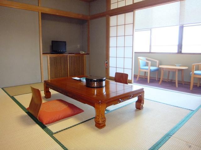 Hôtel Espoir Isanuma à Kawagoe  Extérieur photo